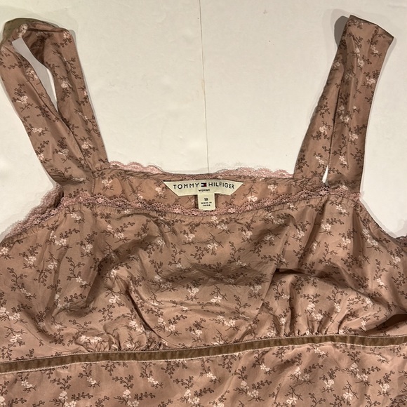 Tommy Hilfiger 100% Silk Floral Lace Trim Tank Top size 18 - Picture 2 of 6